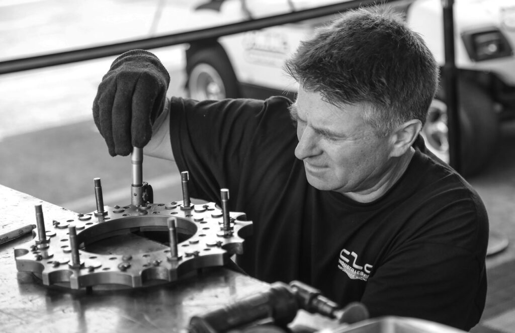 Votre spécialiste de la maintenance industrielle - ST2M